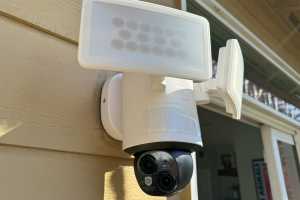 Eufy Floodlight Camera E340 review: Tops in surveillance, lighting