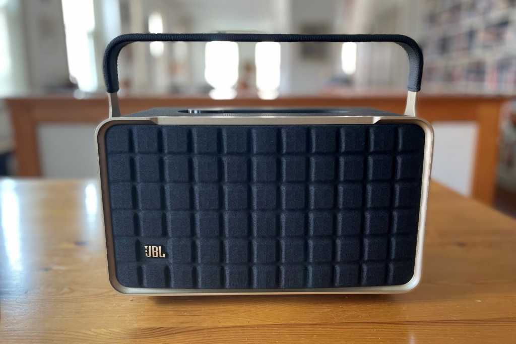 JBL Authentics 300 front view