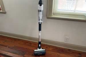 Levoit LVAC-200 cordless stick vacuum review: Swept off our feet