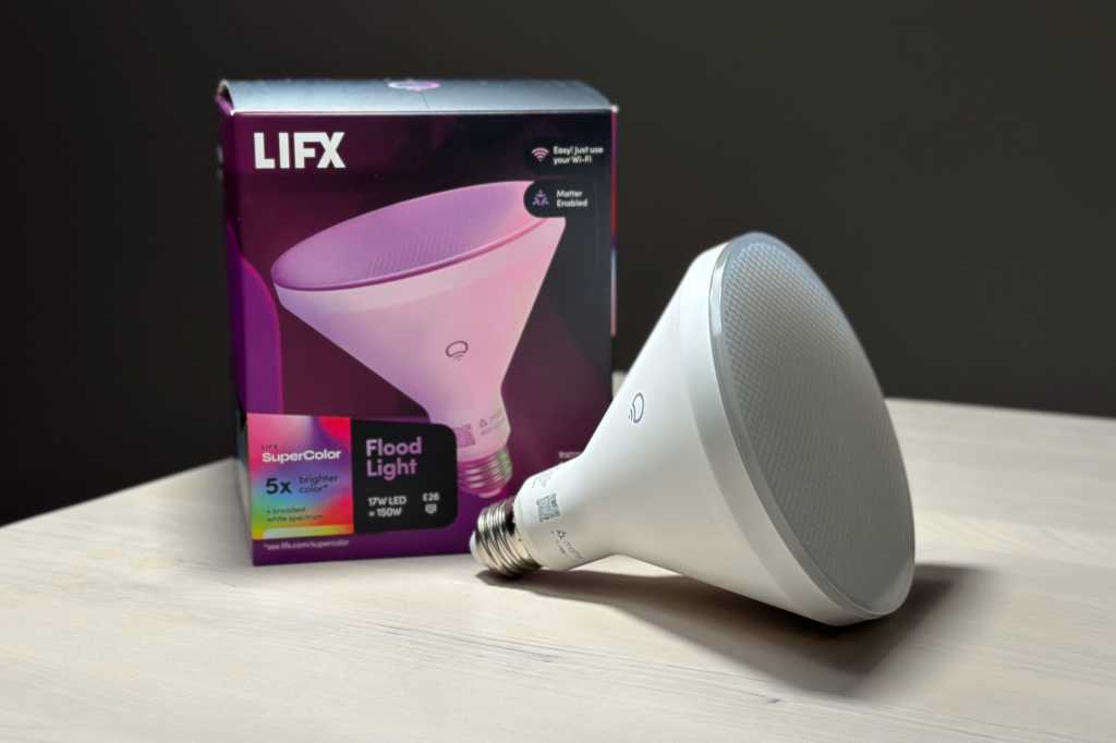 LIFX SuperColor Flood Light main