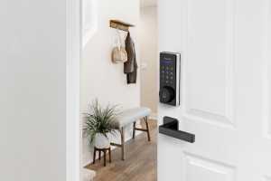 Philips 1000-series electronic deadbolt review: Semi-smart locks