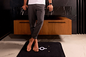 Baracoda's BBalance bathmat at CES has an integrated scale